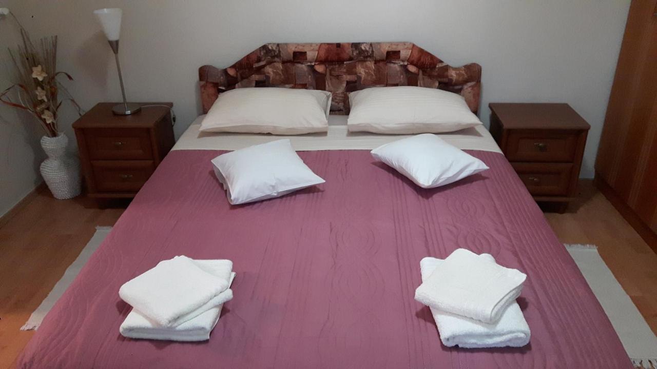 Apartments Penovic Котор Екстериор снимка
